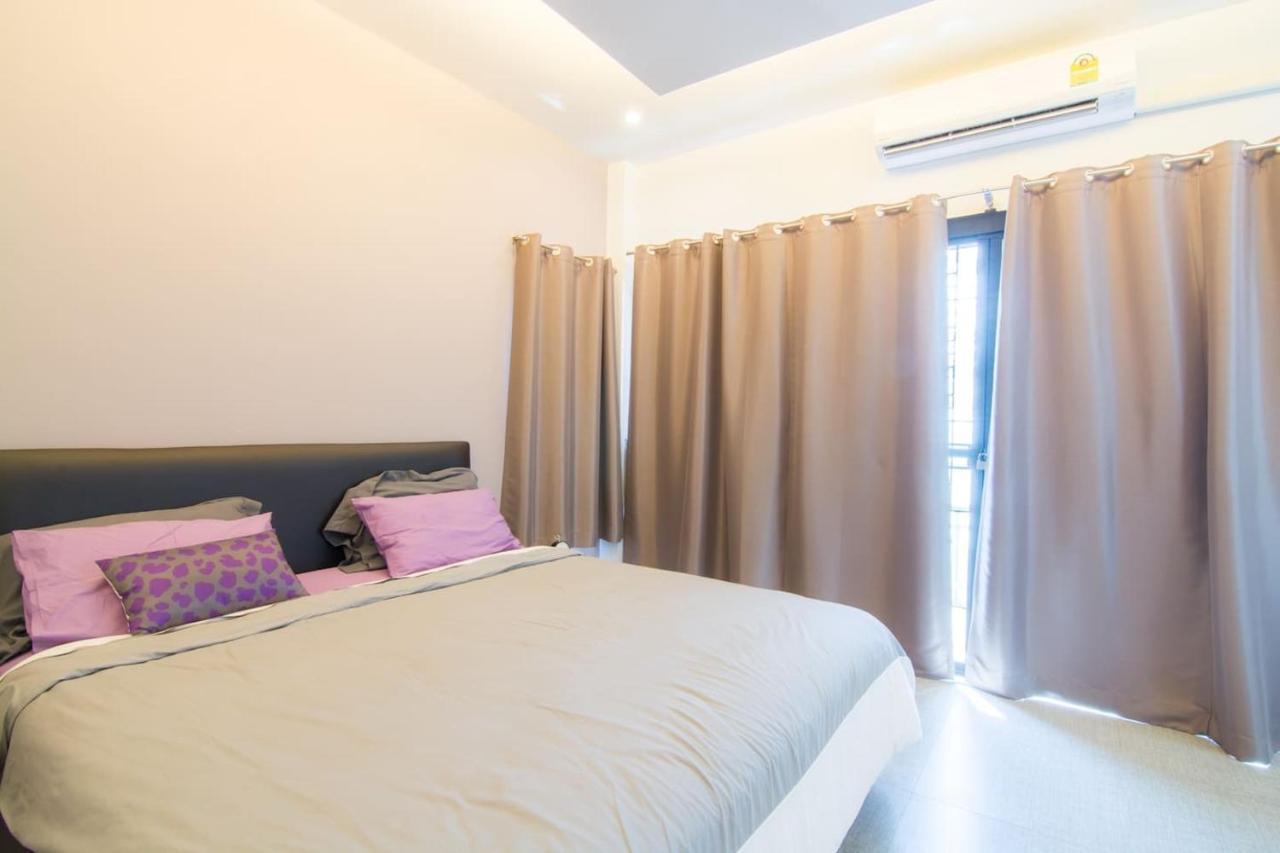 Koh Sirey Beachfront Pool Villa Phuket Exteriör bild