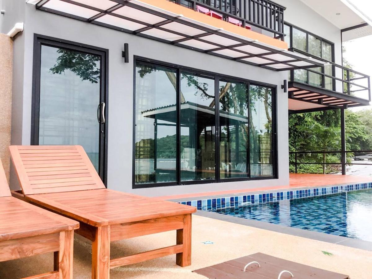 Koh Sirey Beachfront Pool Villa Phuket Exteriör bild