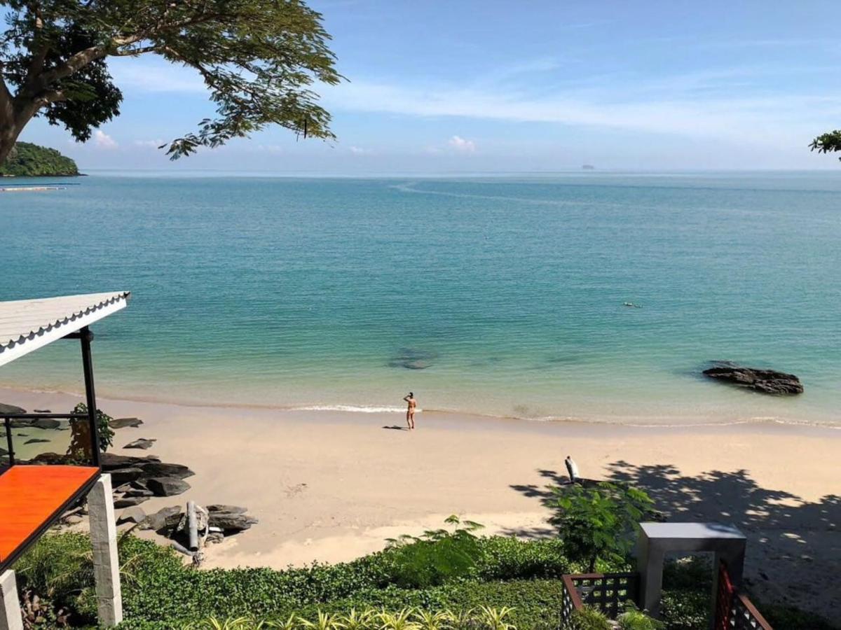 Koh Sirey Beachfront Pool Villa Phuket Exteriör bild