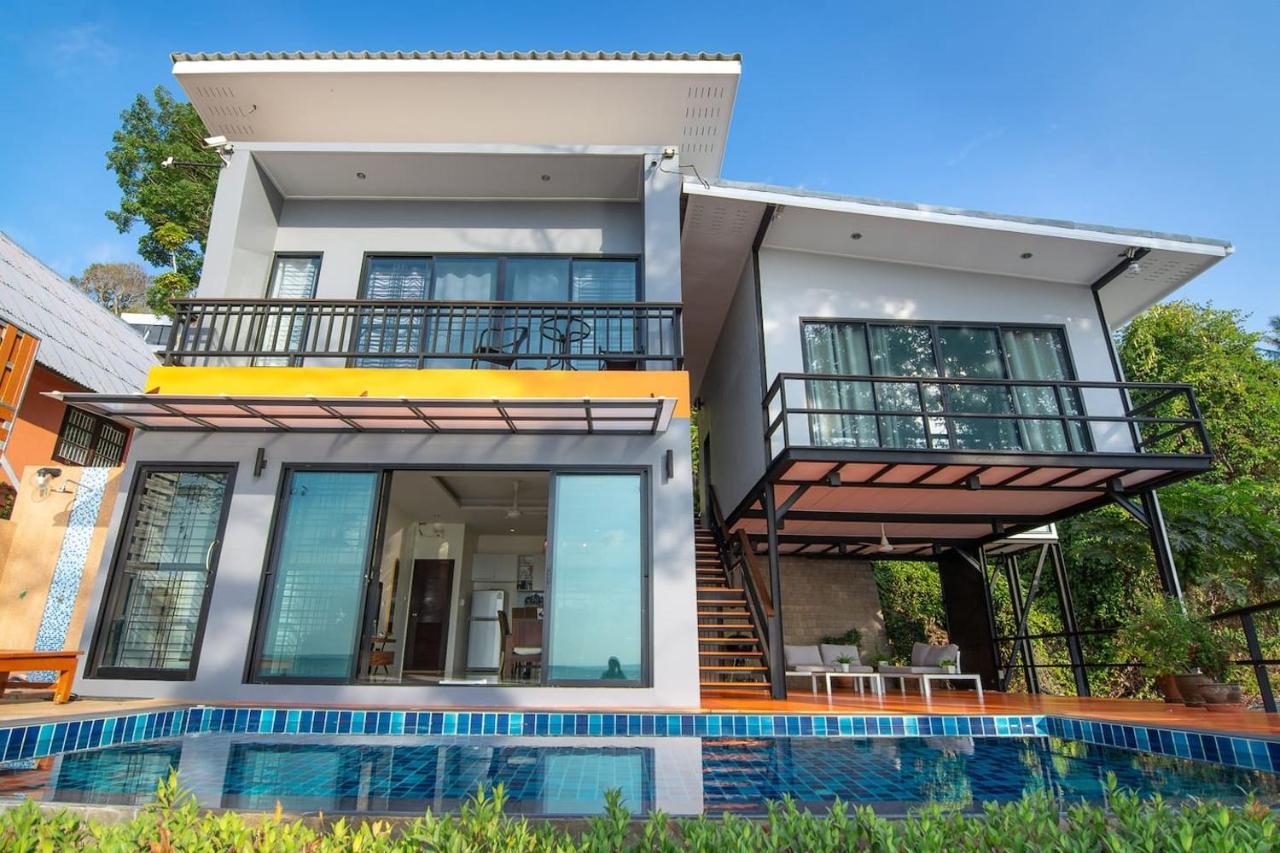 Koh Sirey Beachfront Pool Villa Phuket Exteriör bild